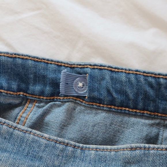 Old Navy Girls’ Denim Skirt - Picture 4 of 4